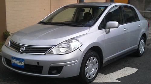 Versa 2011