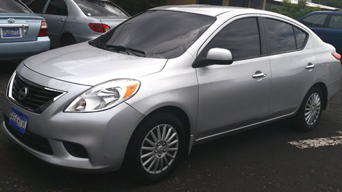 Versa 2012