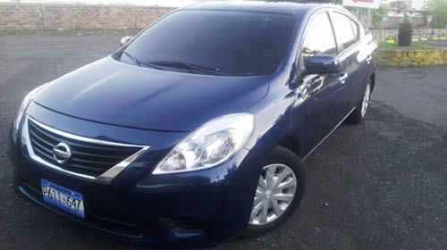 Versa 2013